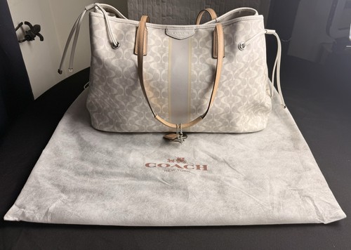Coach signature tote - coach,