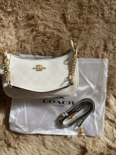 Coach signature logo white - logo,