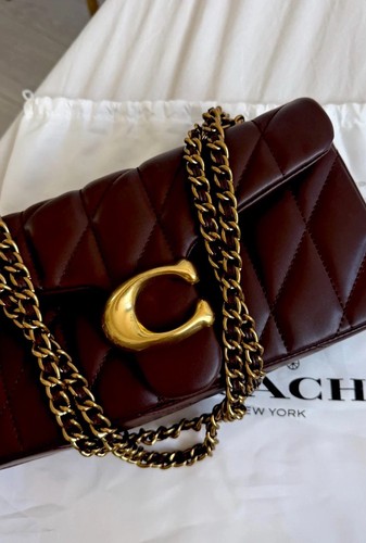 Coach quilted tabby medium - tabby,